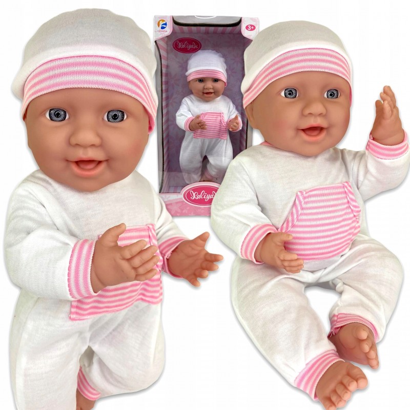 E-shop R210421 Veselá bábika v pruhovanom pyžamku