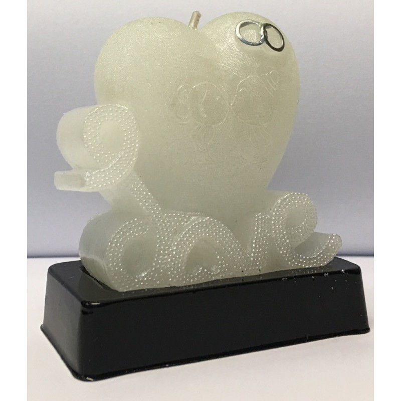 E-shop 531275 Dekoratívna sviečka v tvare srdca s nápisom love